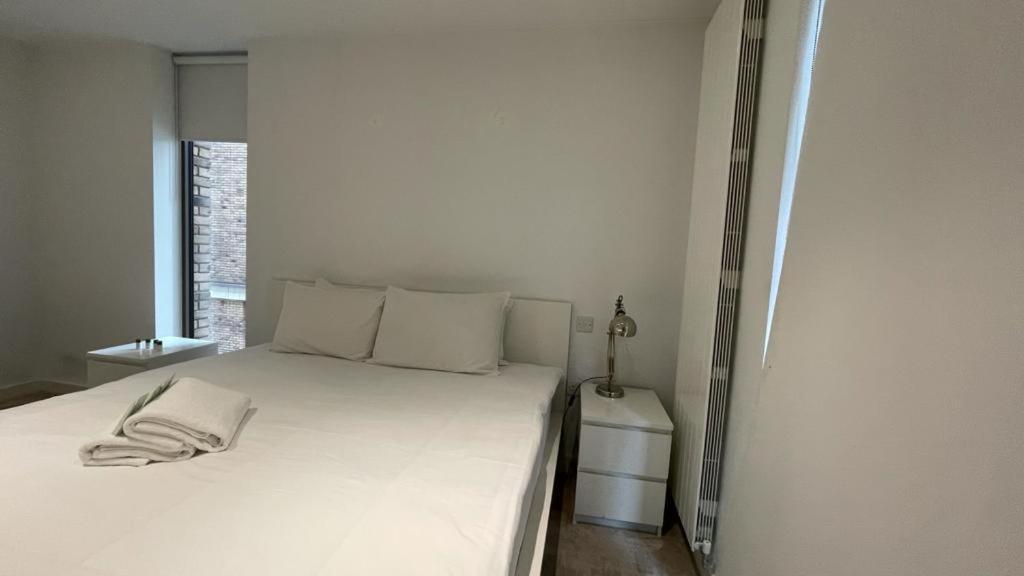 London Docklands Stays - One Bed Apartment Londra Esterno foto